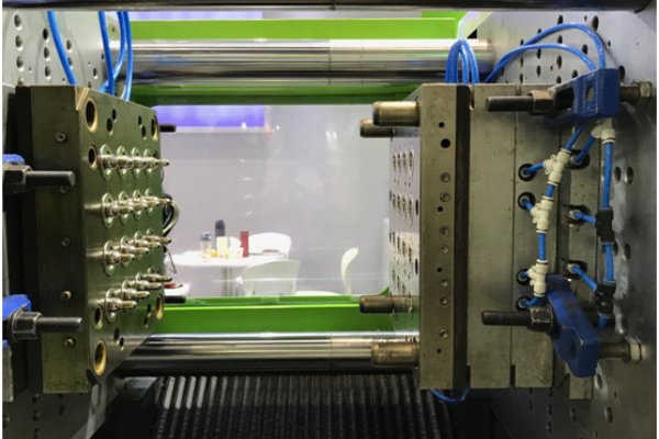 LSR baby nipple mold with cold runner by TYM- Automatic demoulding