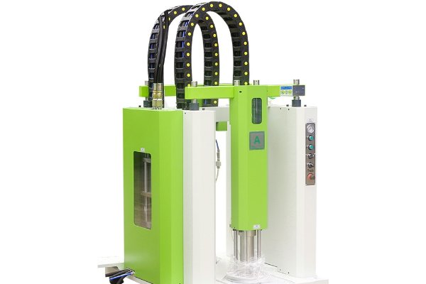 Liquid silicone injection molding machine need auxiliary machine?