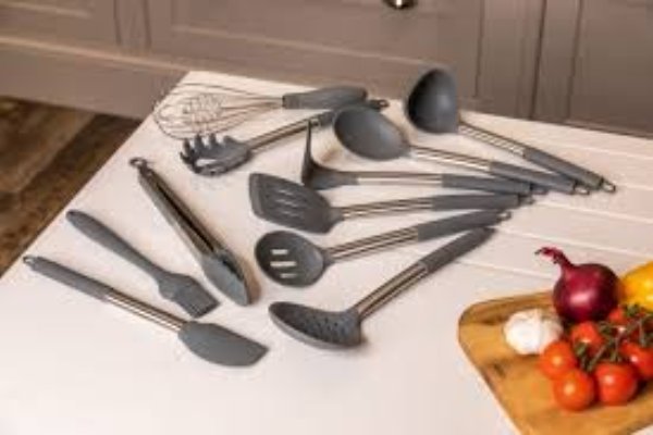 Silicone Kitchen Utensil Handles: Ergonomic Overmolding for Heat Resistance