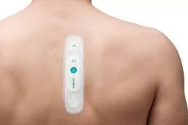 Wearable Heart Rate Monitor Patches: Comfortable LSR Molding for Skin Contact