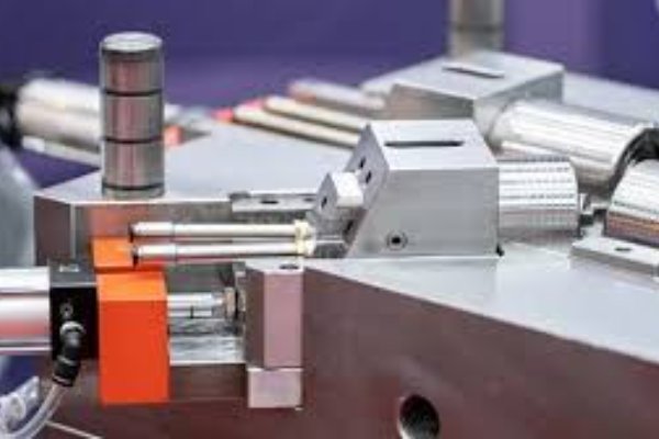 Optimizing Holding Pressure Time to Reduce Overall Cycle Duration