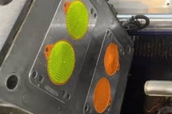 How to Achieve Multi-Shot Molding with LSR?